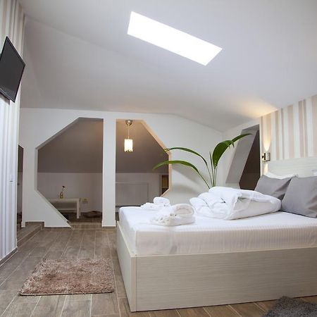 Hotel Nova Residence Popesti-Leordeni Zimmer foto